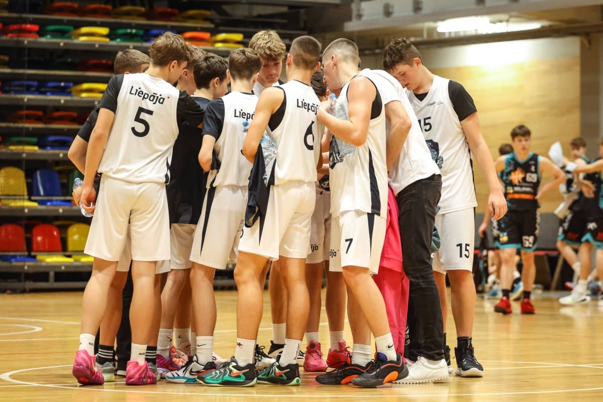 Latvijas Jaunatnes basketbola līga - zēni
