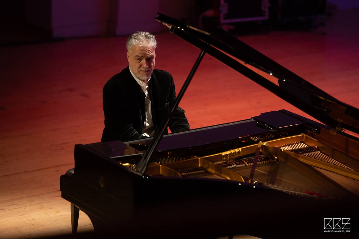 Petras Geniušas ir Klaipėdos kamerinis orkestras