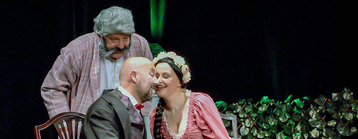 Utenos kamerinio teatro spektaklis "Piršlybos"